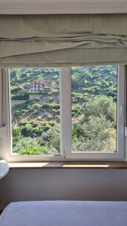 Cozy villa with a gorgeous panoramic view Villa in Alanya