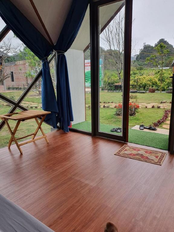 Homestay Mimosa Mộc Châu  Vacation rental in Laos