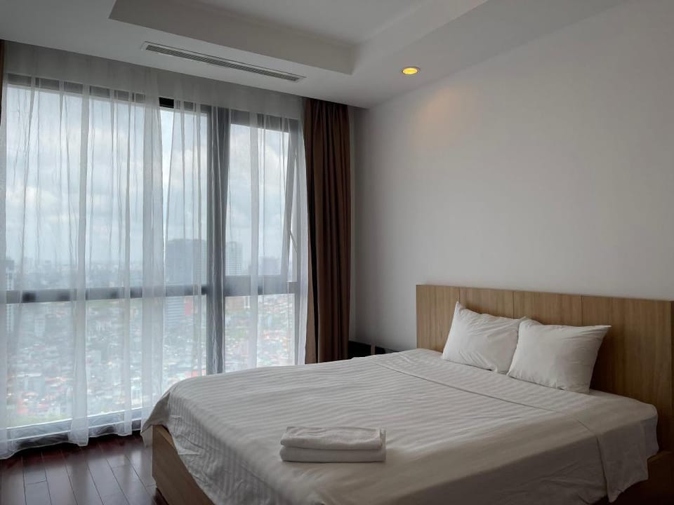 Mộc Homestay - 2 Brs apt at Vinhomes Royal City Apartment in Hanoi