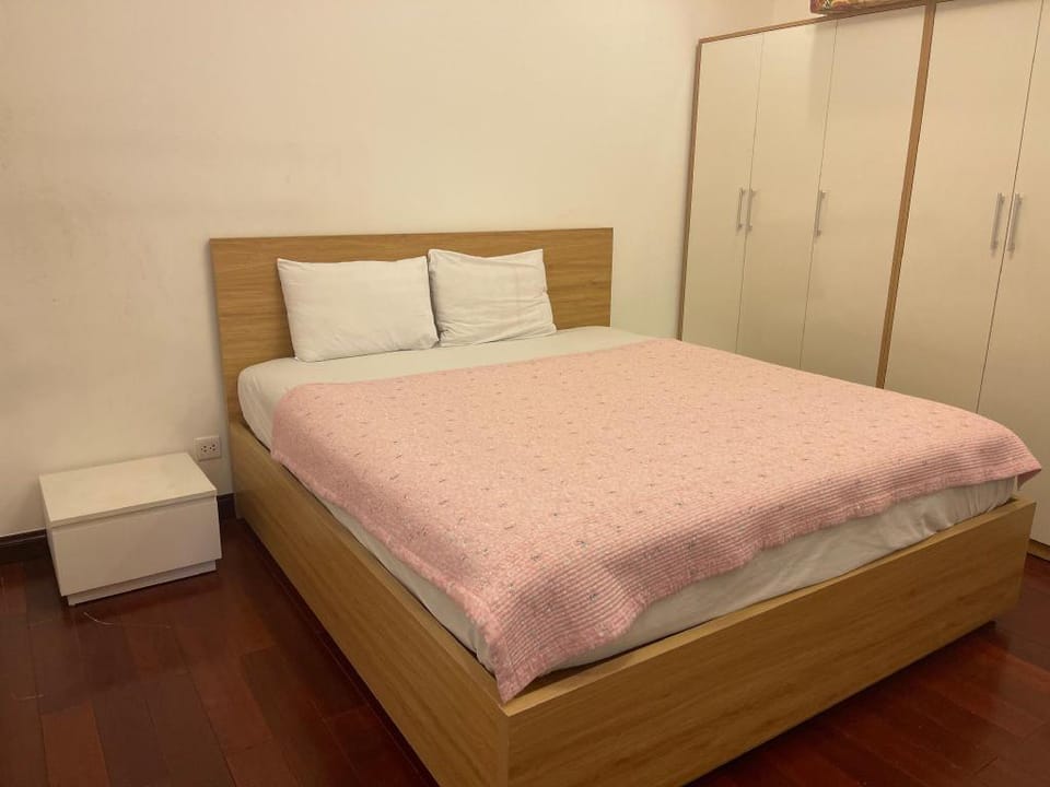 Mộc Homestay - 2 Brs apt at Vinhomes Royal City Apartment in Hanoi