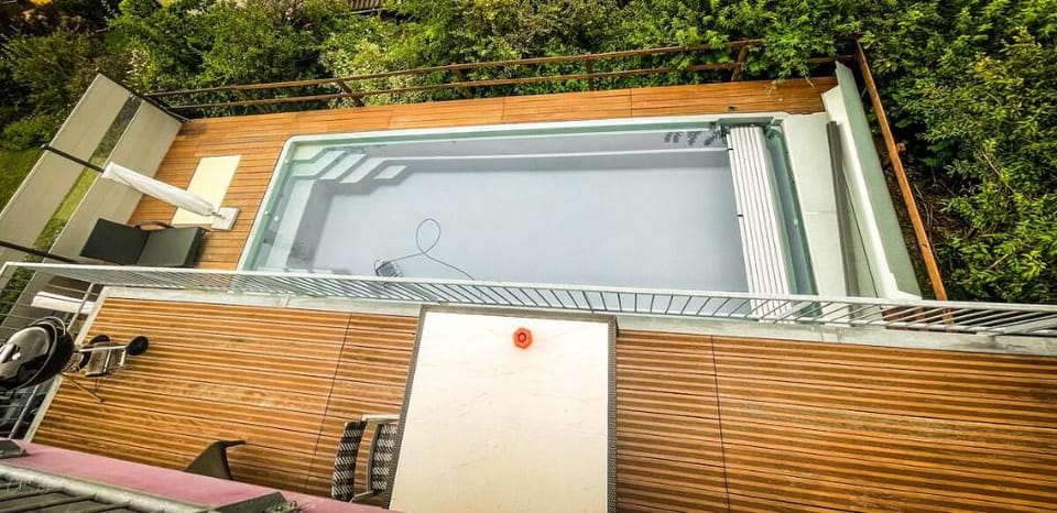 Panorama Haus mit Pool Villa in Weil am Rhein