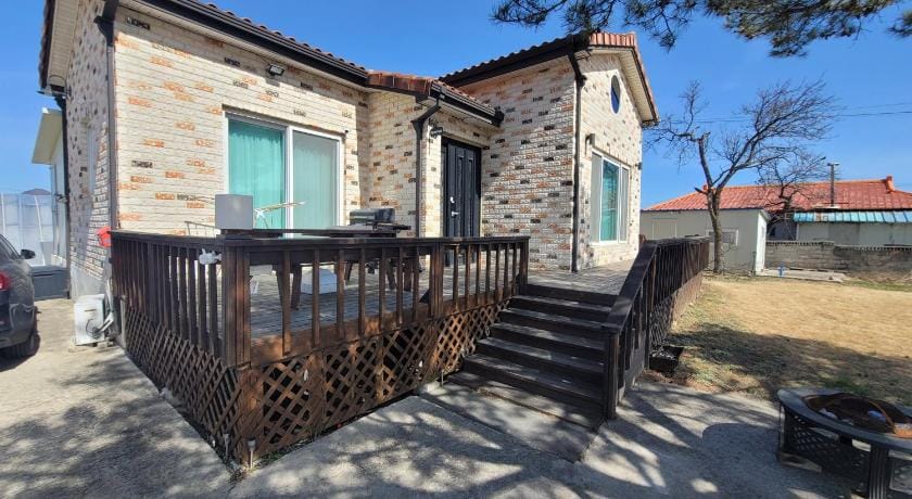 Goseong Korea inn Private Pension Bed and Breakfast in South Korea