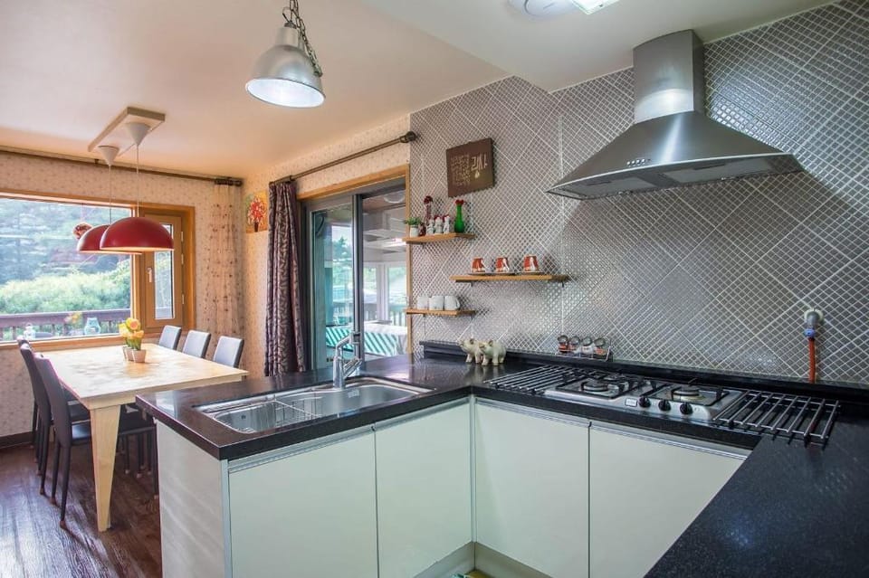 Yangpyeong The Haemil Byeoljangsik Private Pension Bed and Breakfast in Gyeonggi-do