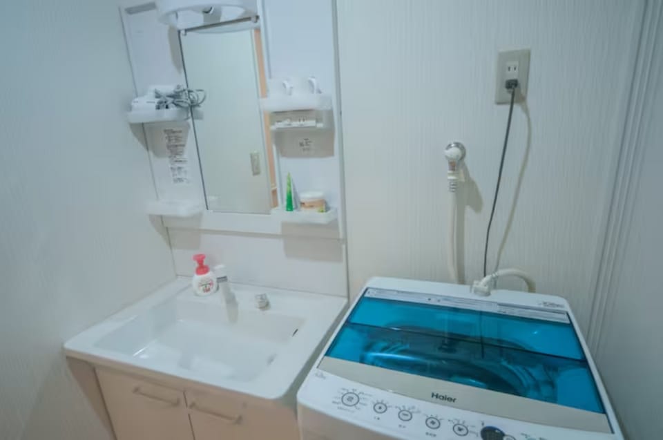 Tsuruhashi 10ppl House 3min-Sta 6min-NambaUSJ Vacation rental in Osaka