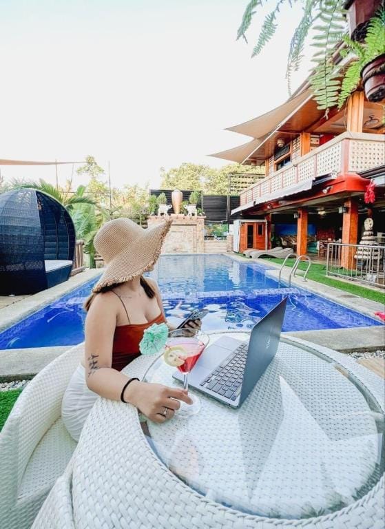 Delia's Guest House Villa in Lapu-Lapu City