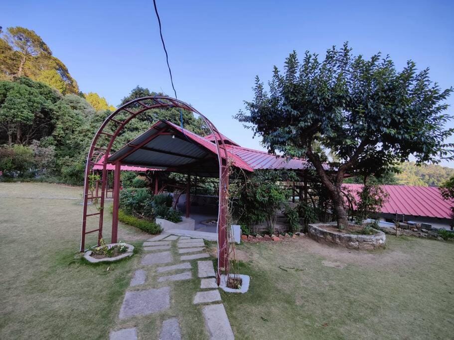 Snow White's Cottage Nainital  Vacation rental in Uttarakhand
