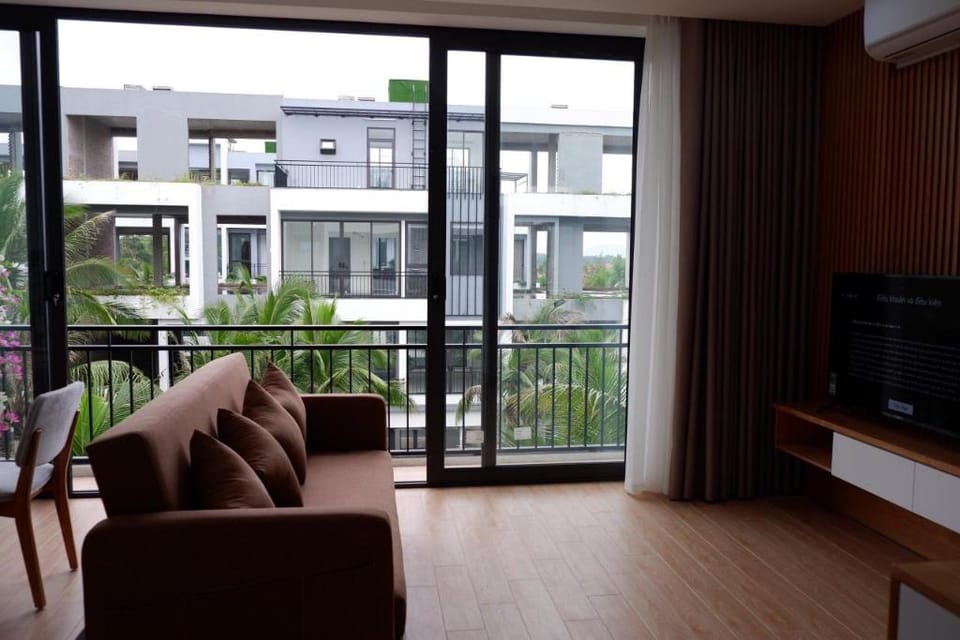 Villa Đại Lải SH1.09 - 04 phòng ngủ Villa in Laos