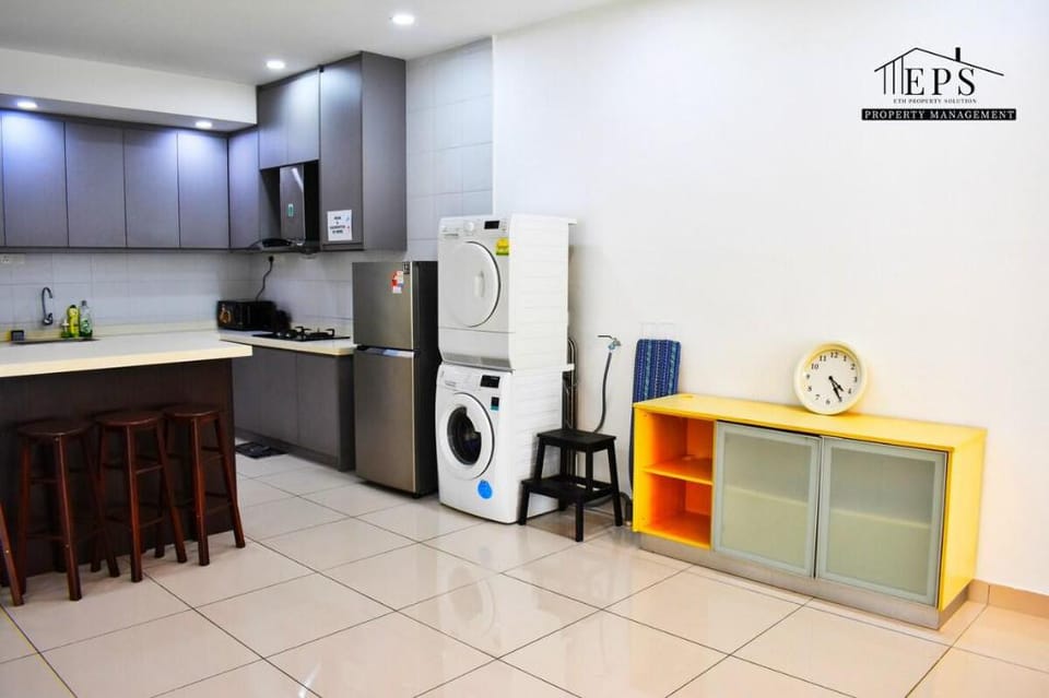 Family 4Pax Bedroom@Damen ResidenceSunway/B12#9 Vacation rental in Subang Jaya