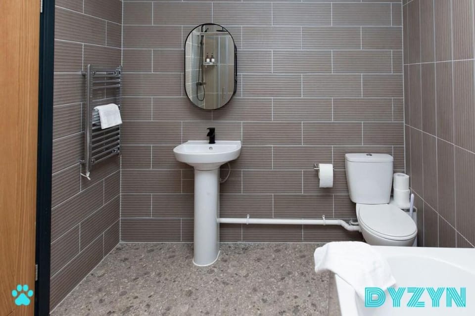 The Old Tartan Apartments 19 Vacation rental in Swansea