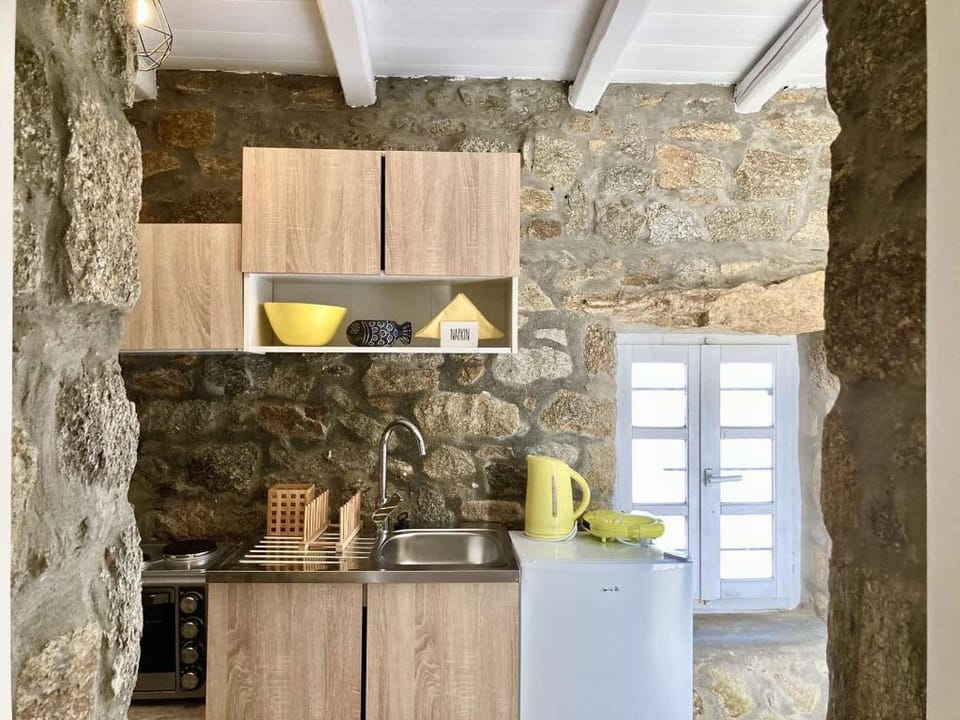 Renos Family Suite Mykonos Apartment in Mykonos, Mikonos 846 00, Greece