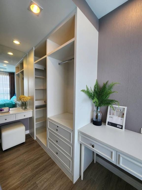 Aster Room Seaview @ The Blux Condo B Apartment in Chon Buri Changwat
