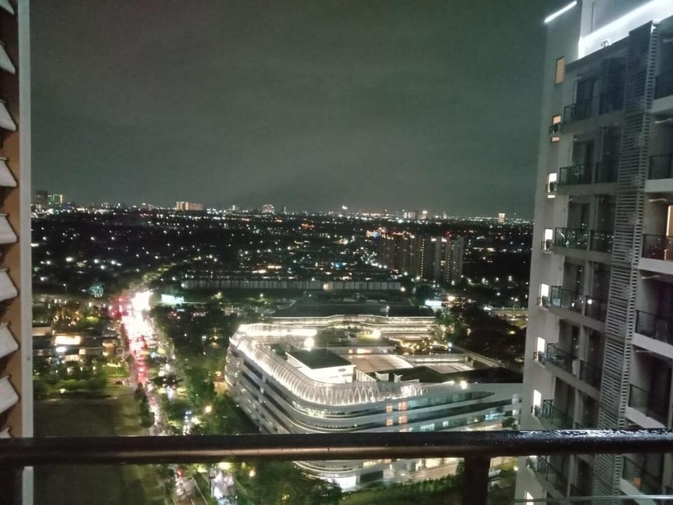 Apartment Sky House BSD L1-32R with city views Apartment in West Java