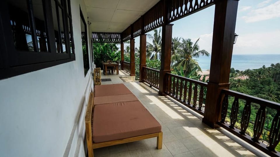 The Lavana Villa Lombok Sunset Hotel in Batu Layar
