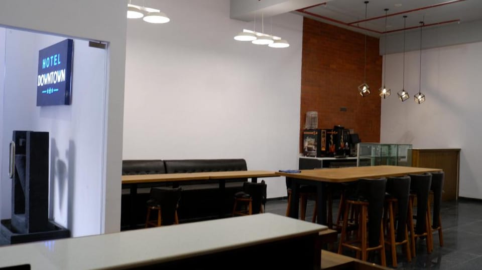 Hotel Downtown Orbit Hotel in Gandhinagar