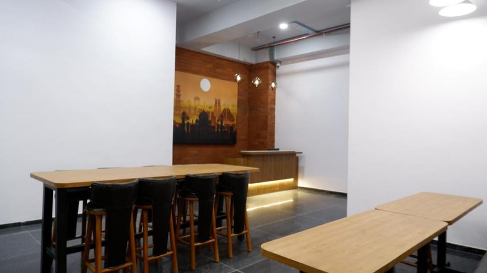 Hotel Downtown Orbit Hotel in Gandhinagar