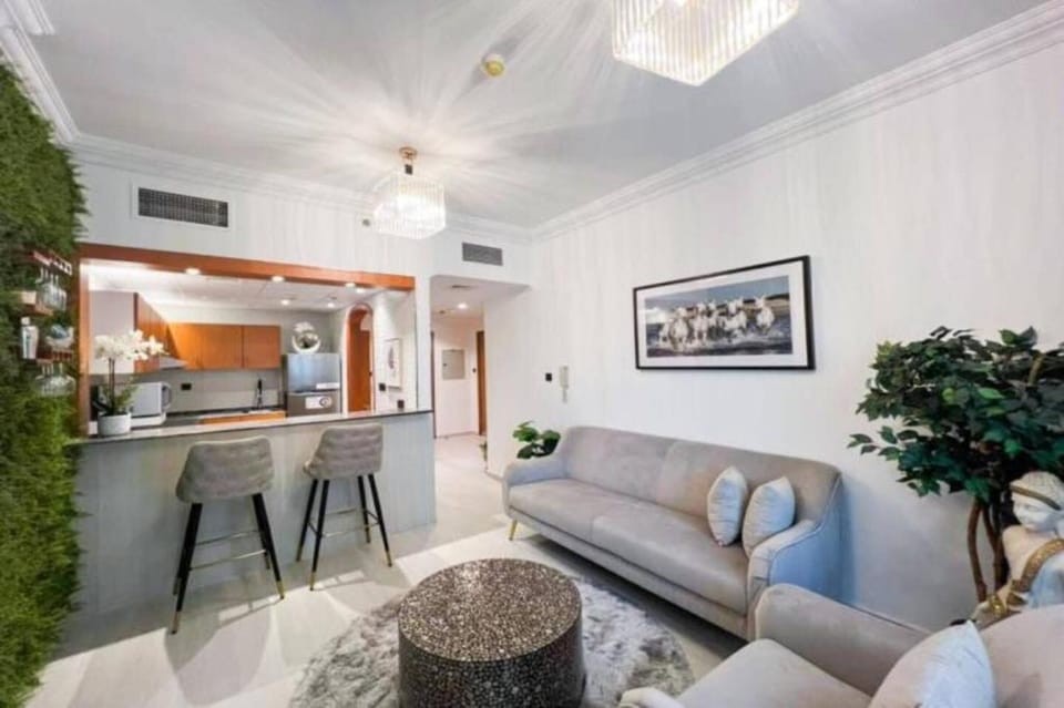 OYO 1043 Home 612 Manchester tower , Marsa  Dubai Hotel in Dubai