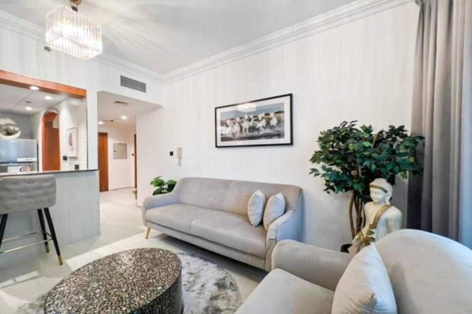 OYO 1043 Home 612 Manchester tower , Marsa  Dubai Hotel in Dubai