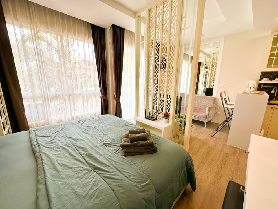 Sabai room@The Blu X Apartment in Chon Buri Changwat