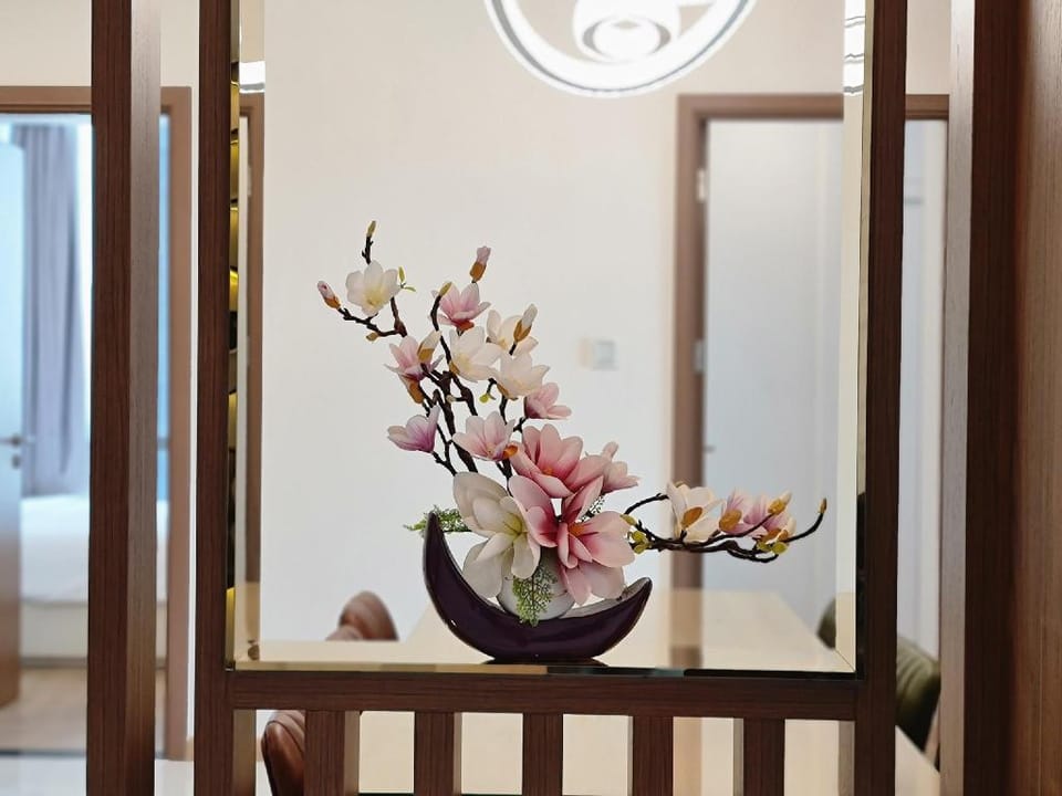 Three bedrooms to Saigon river view Landmark 81 Apartment in Ho Chi Minh City
