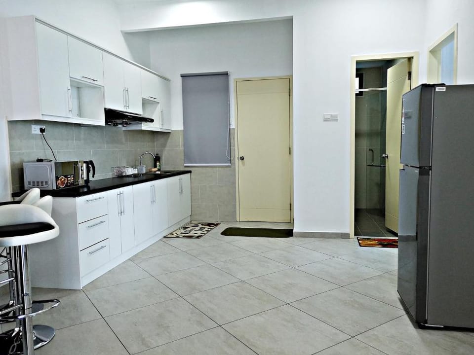 White House   Apartment in Malacca
