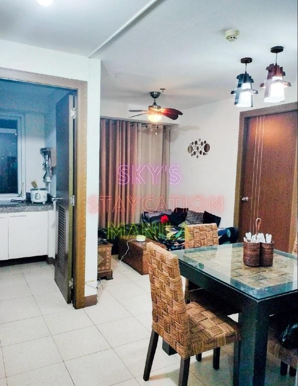 Cozy 2 Bedroom in Mckinley Hill near BGC Apartment in Makati