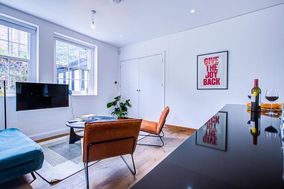 Charming 1BR Unit in the Heart of Queen's Park Apartment in City of Westminster