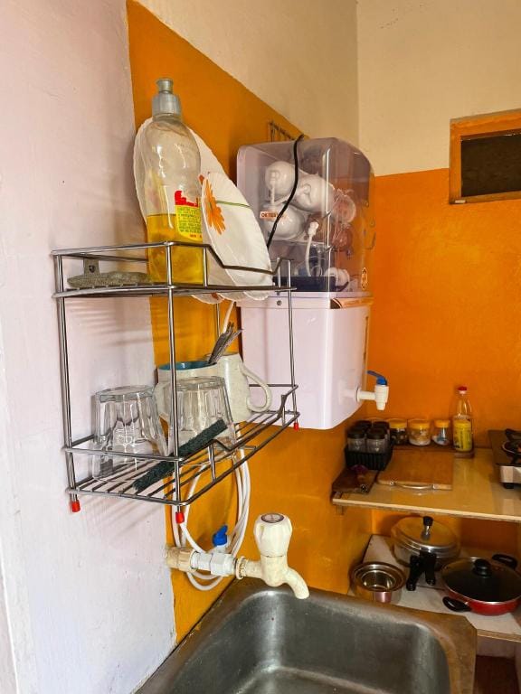 Cottage/ Pvt kitchen /AC@Rs350(Pay on use Per Day) Vacation rental in Bangladesh