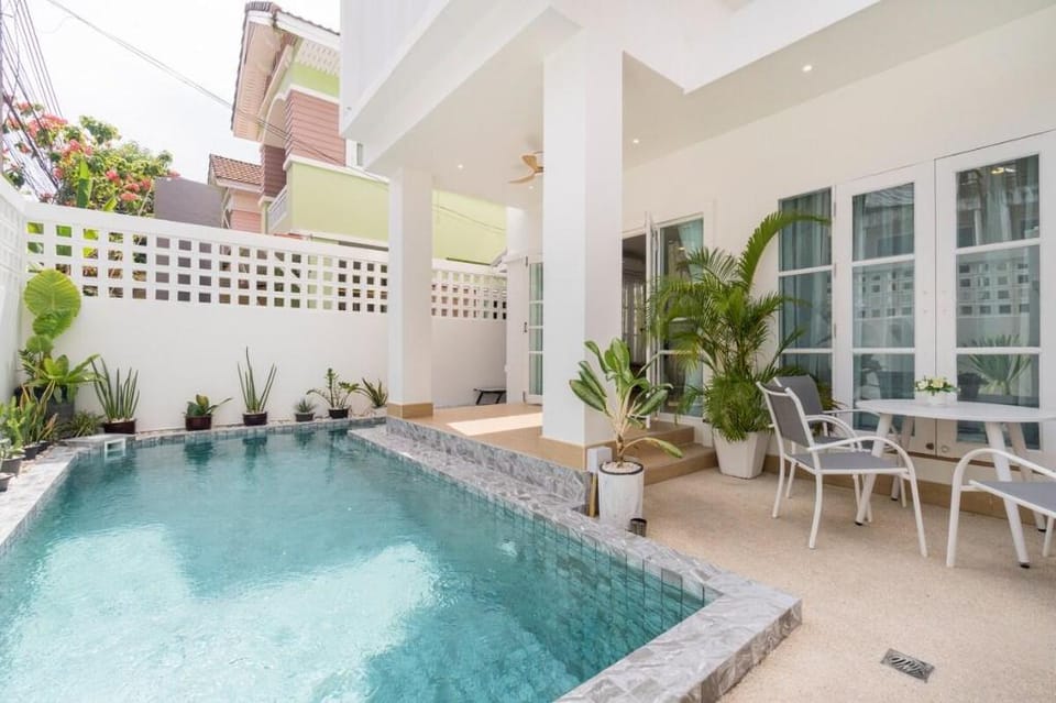 Happiness pool villa Patong Phuket Vacation rental in Patong