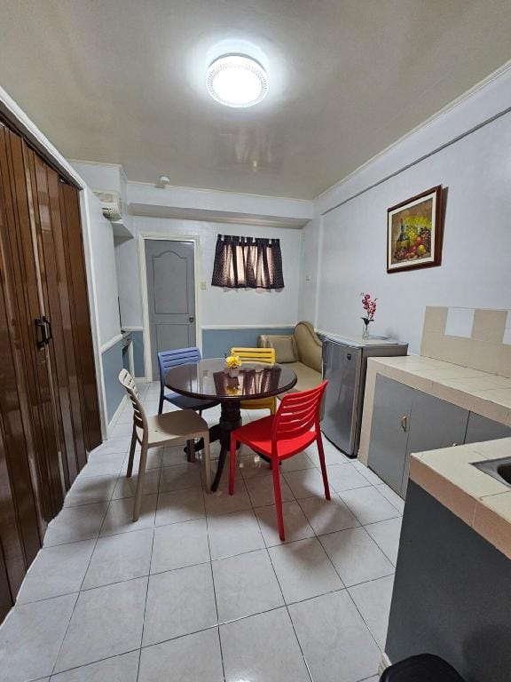 Adamian Apartelle Junior Suite Vacation rental in Calabarzon