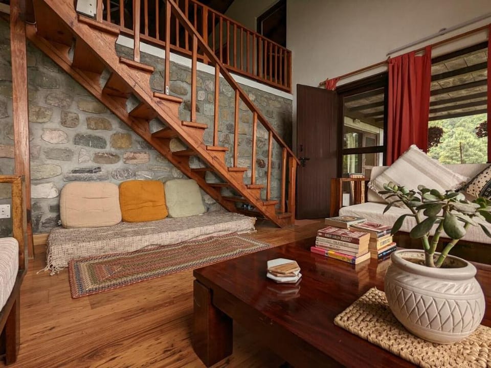 Sojourn with Nyoli - Lakeview Villa, Bhimtal Vacation rental in Uttarakhand