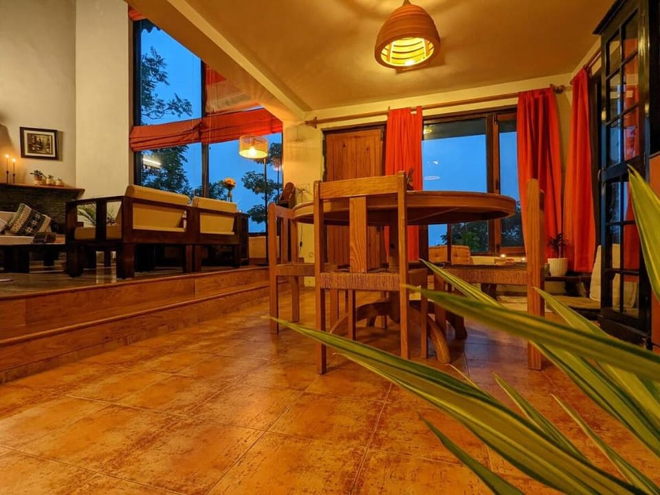 Sojourn with Nyoli - Lakeview Villa, Bhimtal Vacation rental in Uttarakhand