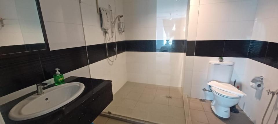 LS Spring Blossom Studio @ Mansion One Apartment in George Town