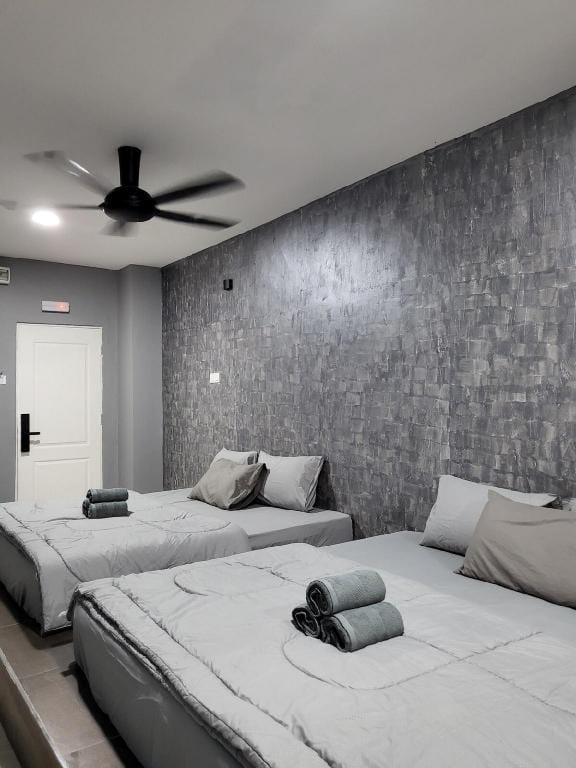 Fella Studio Bandar Baru Uda Two King Beds 6 Vacation rental in Johor Bahru