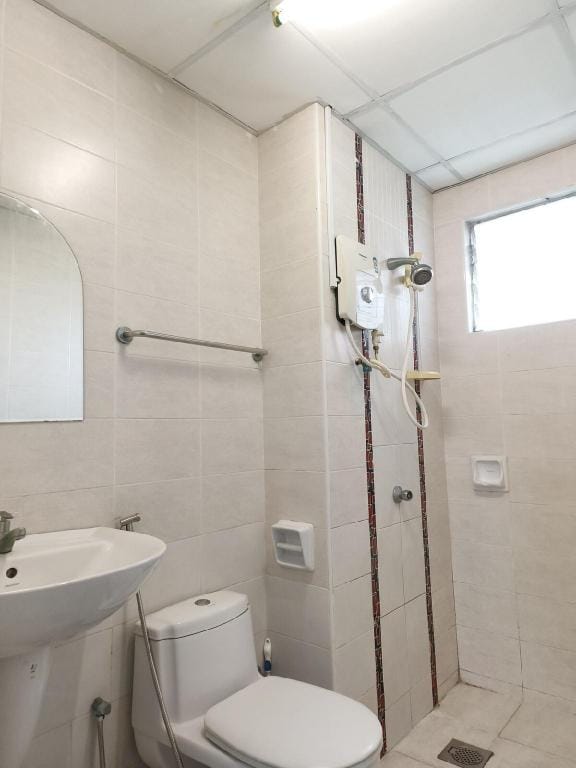 Apt C/1-9pax/Pool&Gym/LRT/Subang Jaya/YSW Homes Vacation rental in Subang Jaya