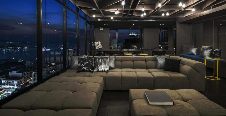 The BASE Central Pattaya Condo Apartment in Pattaya City