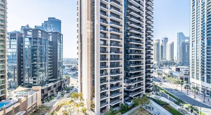Charming 2Br in Boulevard Crescent |Downtown Dubai Apartment in Dubai