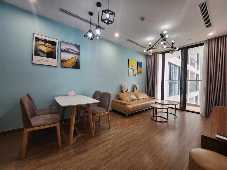 LUXURY APARTMENT Vinhomes Skylake 2BDR high floor Apartment in Laos