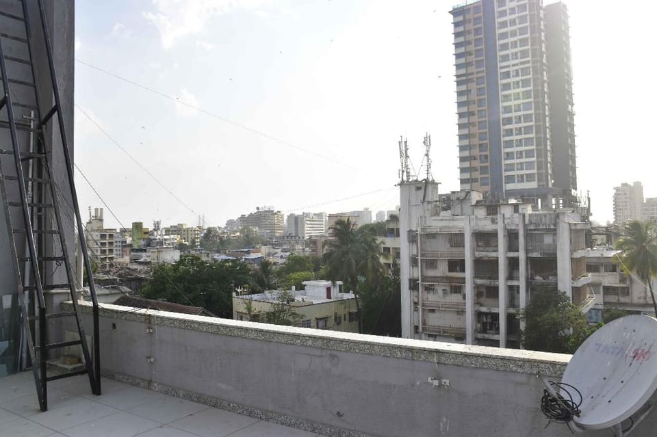 Sarkar Chambers 5 Apartment in Mumbai
