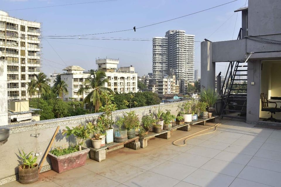 Sarkar Chambers 5 Apartment in Mumbai