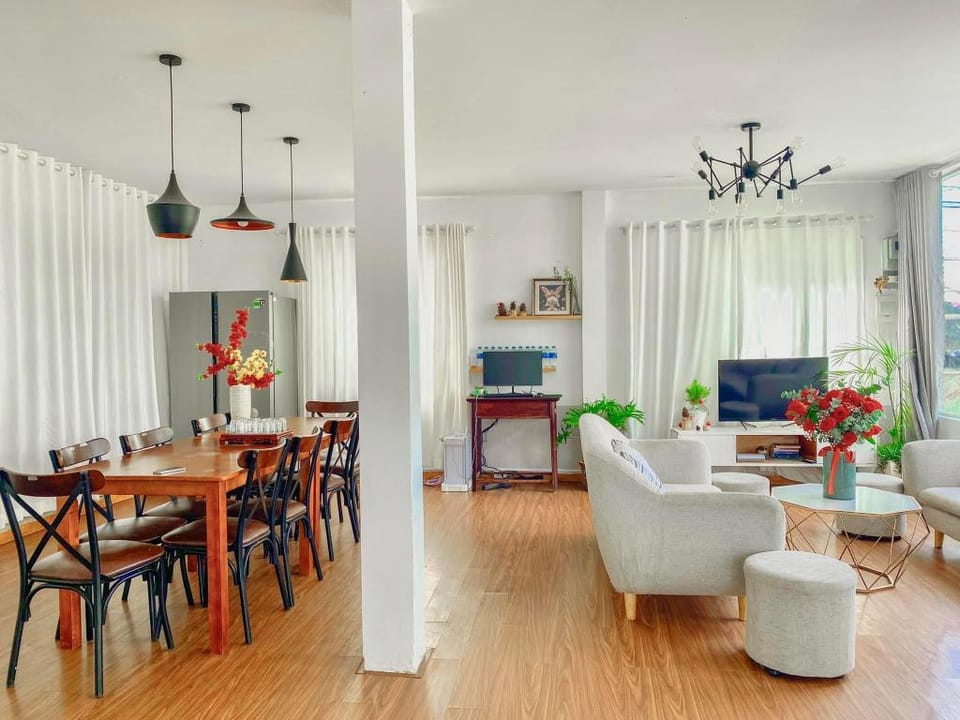 Golden Hills Villa Villa in Dalat