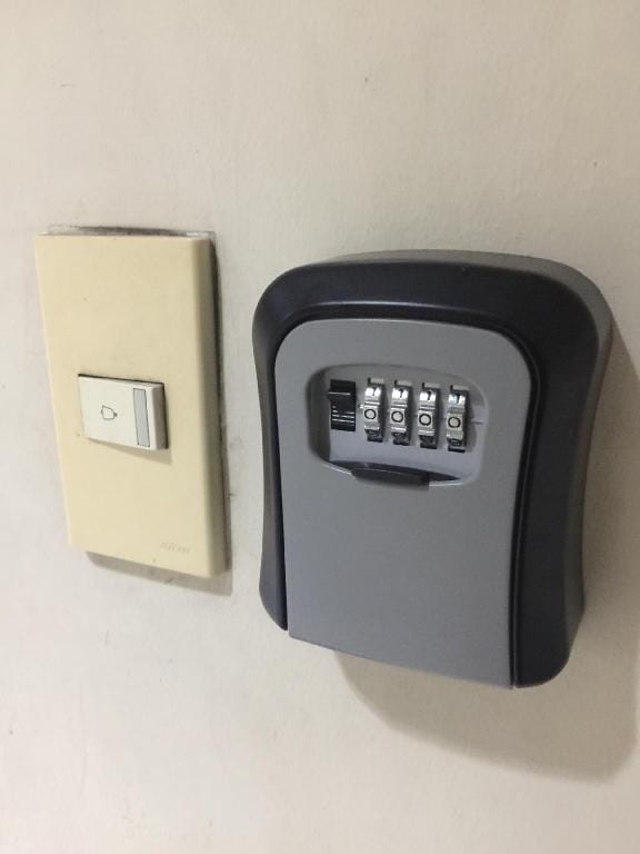 Renovated 2br 2tb Wifi/Netflix very near Mall QC Apartment in Quezon City