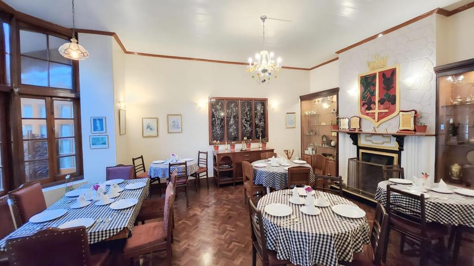 IVANHOE HOTEL (A Heritage Property) Hotel in Darjeeling