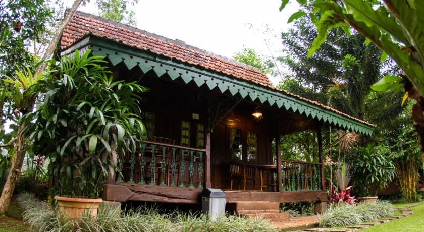 Katumbiri Resort Hotel in West Java