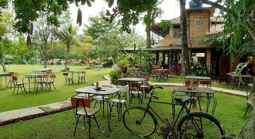 Katumbiri Resort Hotel in West Java