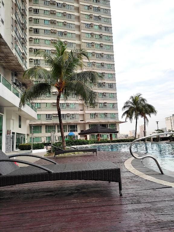 Two Bedroom The Beacon Tower Makati Apartment in Pasay