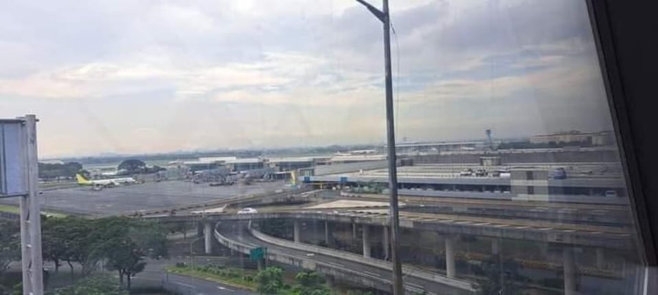 Avah Condo Naia T3 Vacation rental in Pasay