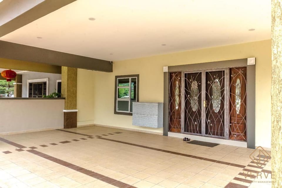 Lang Villa Premium Semi-D Villa by Verve EECH33 Vacation rental in Ipoh