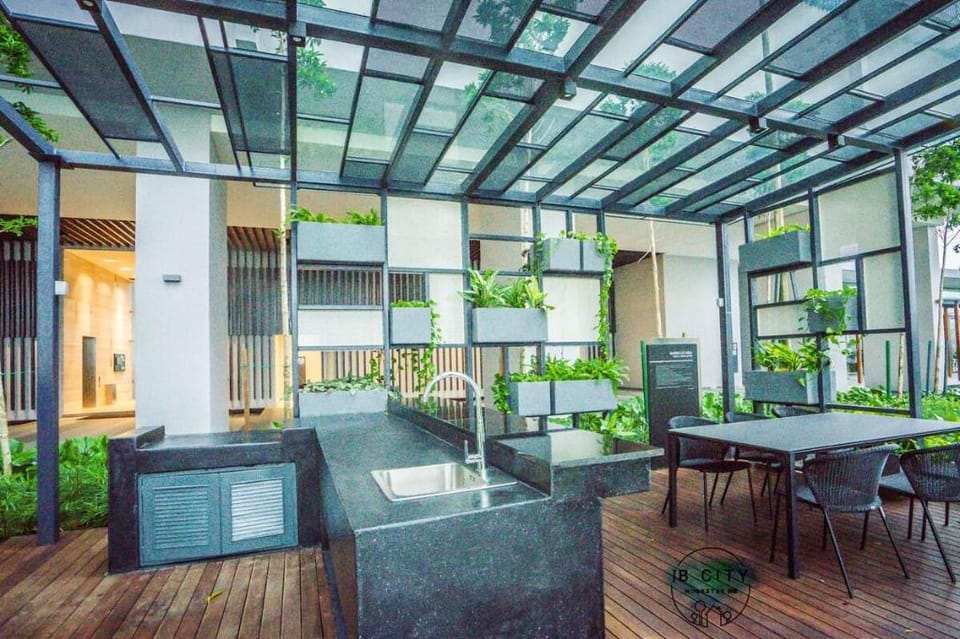 Grand Medini Suites C16 by RR JBcity Vacation rental in Johor