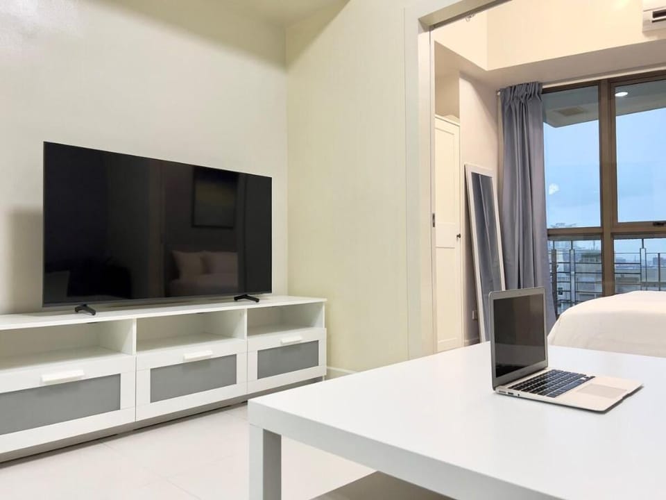 Makati Houses Vacation rental in Pasay