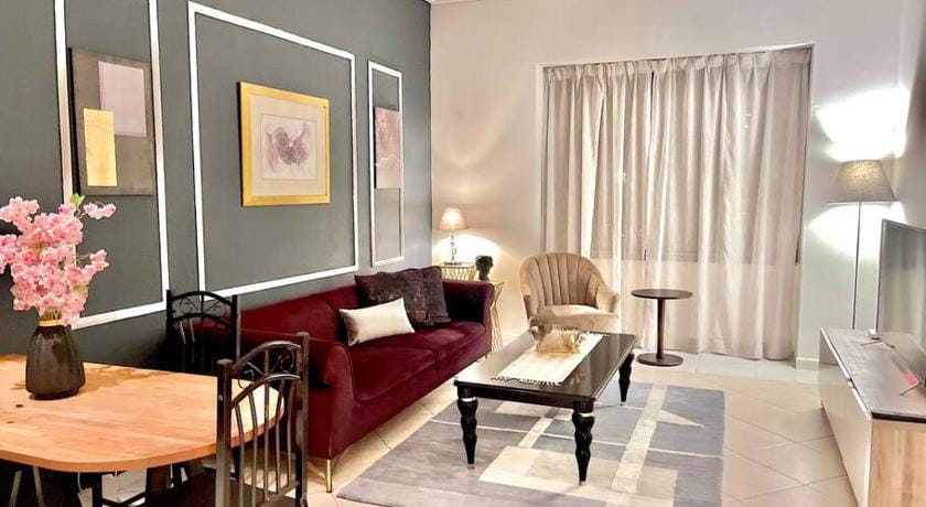 Chic 3 bedroom apartment  Apartment in Dubai